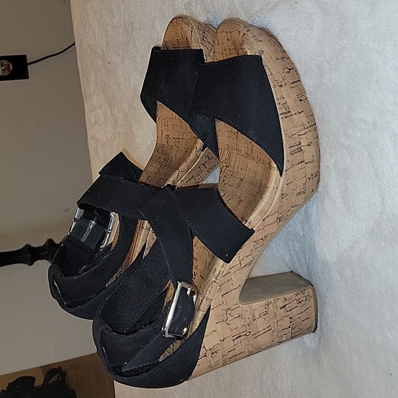 Women's Wedges EXCELLENT CONDITION Worn twice Size 9 1/2 - Picture 6 of 10